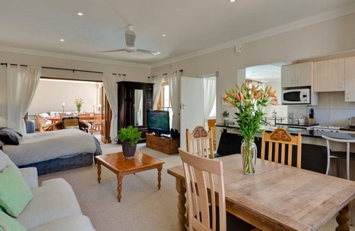 Constantia Cottage | Lavender Cottage 2 Double Bedrooms 2 Bathrooms both on suite Beautiful Views