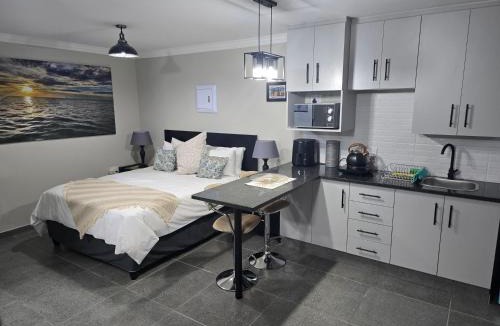 Kempton Park House | Lavender Villa No loadshedding