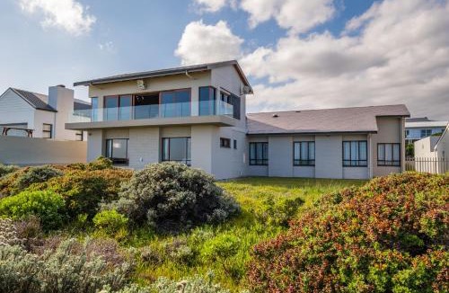 Sandbaai House | Lawaaiwaters