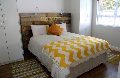 Sunset Beach Apartment | Lazy Days Apartments - Cape Town