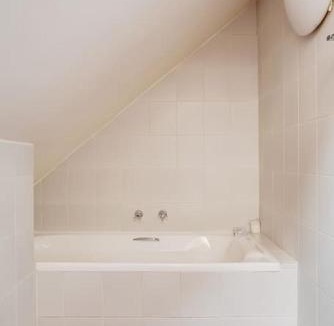 Cape Winelands Apartment | Le Arc Manor House