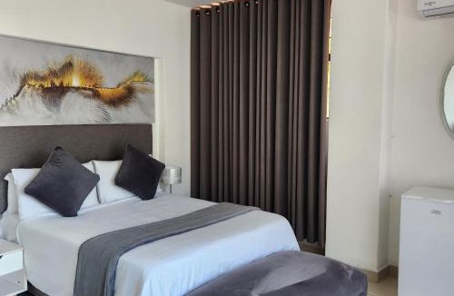 Kosmos House | Le Bamboo Guest House And Boat Cruise