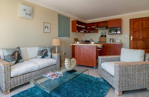 Cape Town Apartment | Le Gaulois - sea facing flats - Sea Urchin