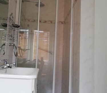 Caledon House | Leeuwenhof Guesthouse