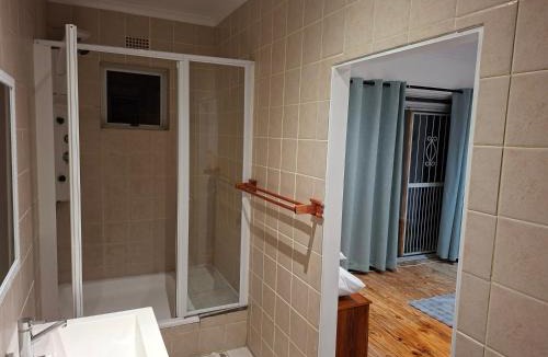 Flamingo Vlei Apartment | Leigh's home with dogs
