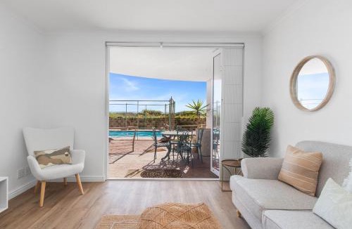 Lagoon Beach Apartment | Leisure Bay 117 by Host Agents