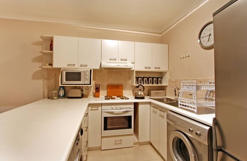 Lagoon Beach Apartment | Leisure Bay 207 - One Bedroom Apartment, Sleeps 2