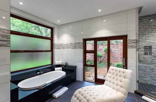 Bela-Bela Apartment | Lejwe La Metsi Self-Catering Villa