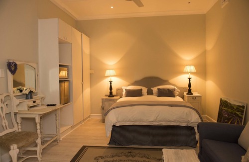 Kloof Bed & Breakfast | Lemon Tree B&B