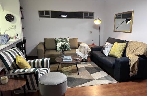 Greater Johannesburg Metropolitan Area House | Lemon Tree Cottage