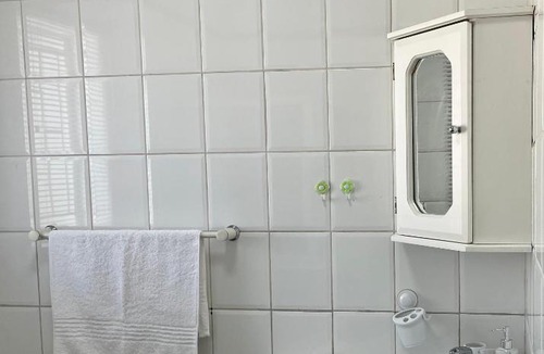 Greater Johannesburg Metropolitan Area House | Lenox Lodge Guesthouse