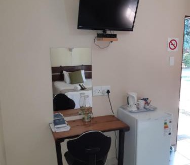 Lephalale House | Lepha Guest House