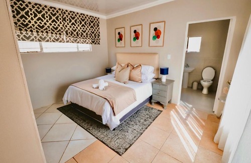 Klerksdorp House | Lesmar boutique guesthouse