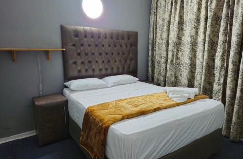 Bela-Bela House | Light House Lodge