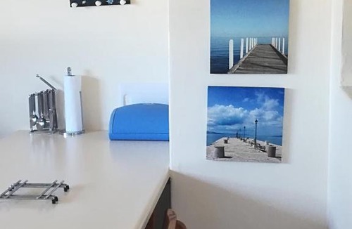 Beacon Bay Apartment | Lighthouse Accommodation