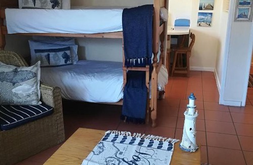 Beacon Bay Apartment | Lighthouse Accommodation