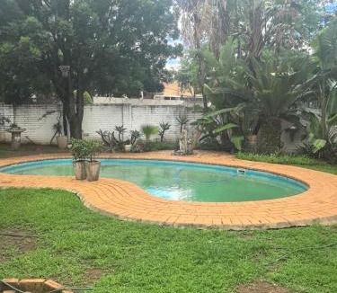 Rustenburg Bed & Breakfast | Lilibet