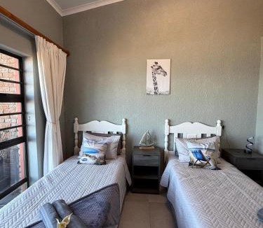 Dana Bay Bed & Breakfast | Lilies & Leopards