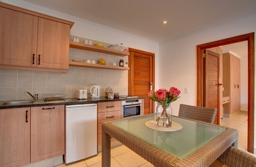 Robberg Beach House | Limoni Luxury Suites