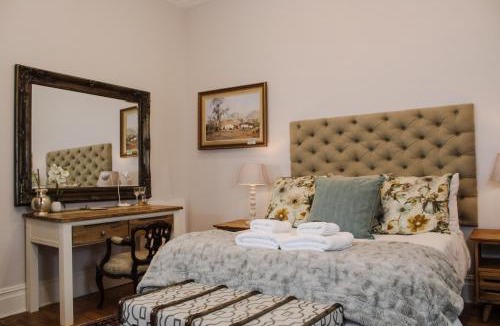Frankfort House | Linkview House