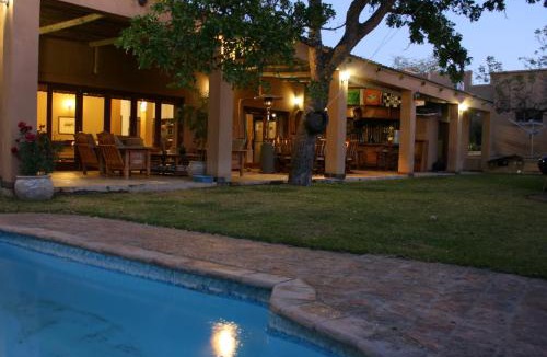 Thorny Bush Game Reserve Cabin | Lion Tree Top Lodge