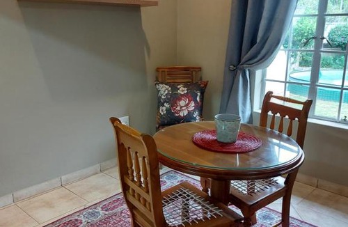 White River Apartment | Lionshead Cottage