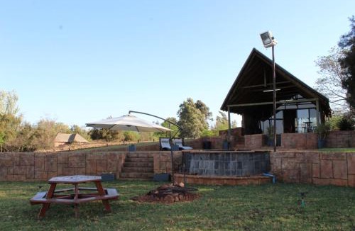 Hartbeespoort Ski Chalet | Little Swift Chalets