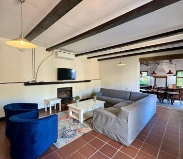 Malagas House | Living The Breede : Spanish House