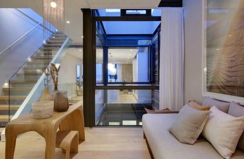 Cape Town City Centre Apartment | Loader A