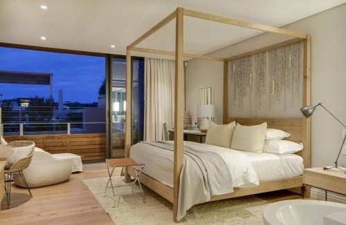 Cape Town City Centre Apartment | Loader A