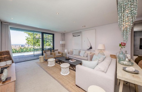 Cape Town City Centre Villa | Loader Villa