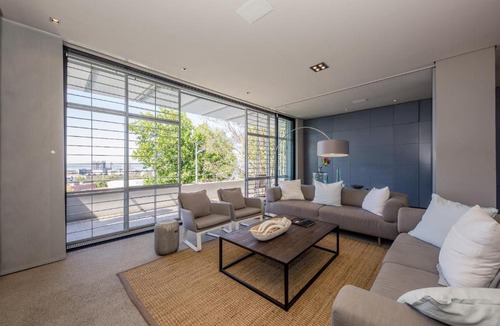 Cape Town City Centre Villa | Loader Villa