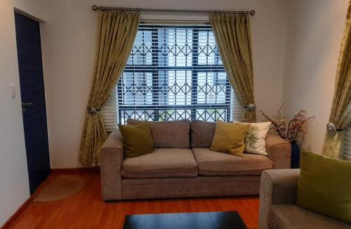Trawal House | Local & Comfortable