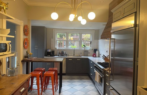 Inner Sunset House | Location, Location! Large 3BR, 3BA SFH 1 block from GGP!