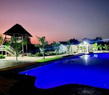 Louis Trichardt Cabin | Lodge ∙ 2 bedrooms ∙ 4 guests