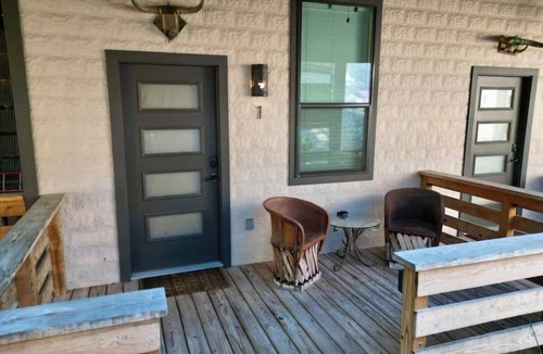 Mason House | Lodges Combined Suite on the Mason Tx Square