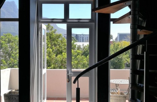 Claremont Apartment | Loft Claremont Church