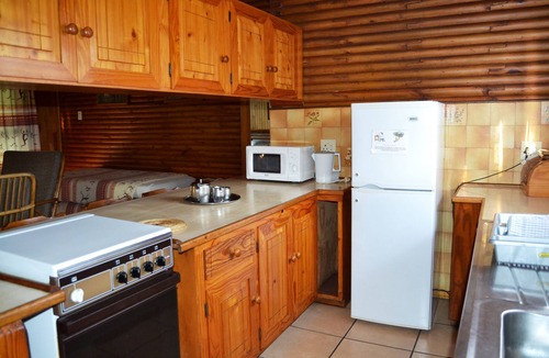 Graskop Cabin | Log Cabin & Settlers Village