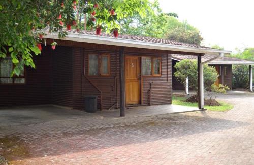 Graskop Resort | Log Cabin & Settlers Village