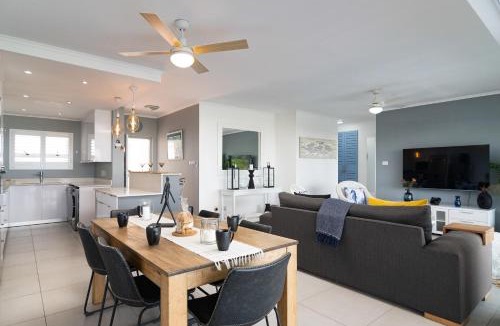 Ballito Apartment | Long Island 22 (Family Only)