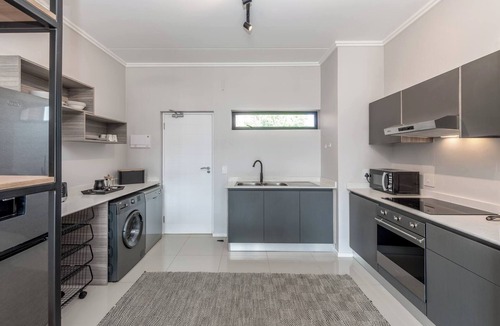 Greater Johannesburg Metropolitan Area Apartment | Long & Short Stays With Uncapped Wi-fi & Security