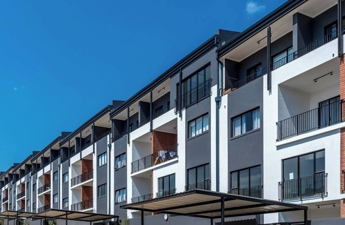 Greater Johannesburg Metropolitan Area Apartment | Long & Short Stays With Uncapped Wi-fi & Security