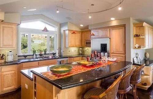 Dillon Beach House | Looking over the Pacific and Point Reyes, your elegant, relaxing retreat