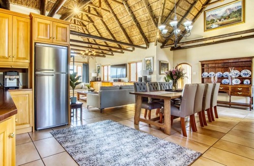 McGregor Apartment | Lord's Wine Farm