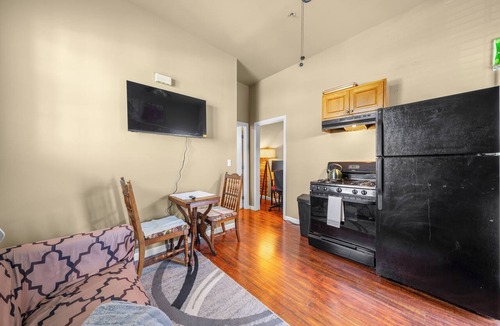Southeastern Sacramento Apartment | Lovely 1-bedroom apartment with AC in vibrant Sacramento