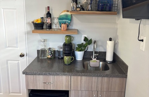 West Junior College Apartment | Lovely 1-bedroom studio in peaceful Santa Rosa perfect for your stay
