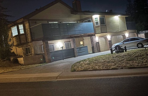Cirby Side House | Lovely 3-bedroom house with AC in pleasant Roseville