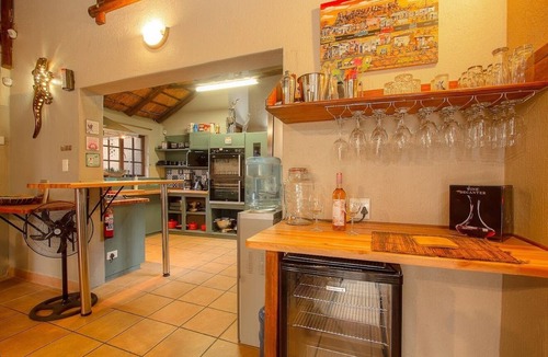 Marloth Park Villa | Lovely 5-Bed Villa in Marloth Park next to Kruger
