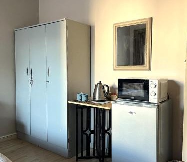 Welgemoed Apartment | Lovely Guest Suite for Family of 4