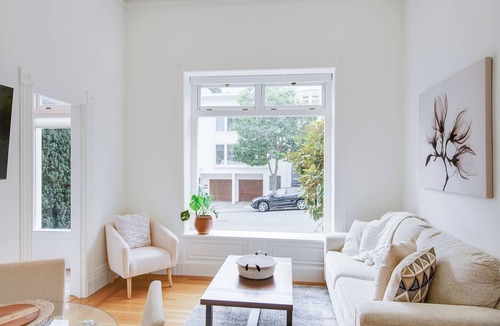 Pacific Heights Apartment | Lovely one Bedroom in Pacific heights
